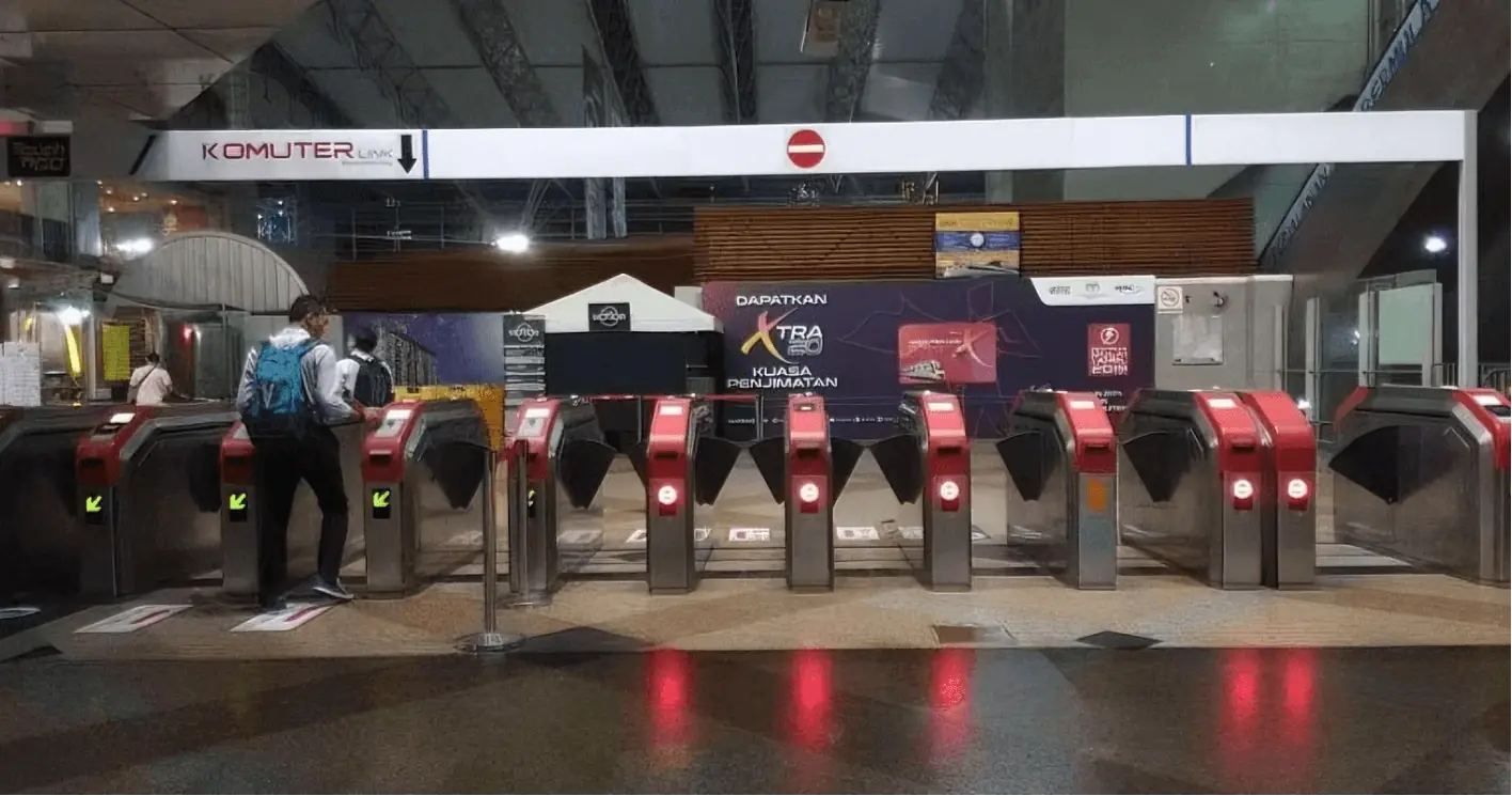 অ্যাক্সেস কন্ট্রোল টার্নটাইলসের জন্য অ্যাক্সেস অনুমোদন কীভাবে পরিচালনা করবেন?